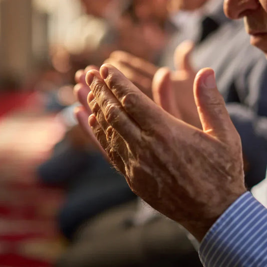 Manage Incontinence During Ramadan: Get Comfort & Confidence