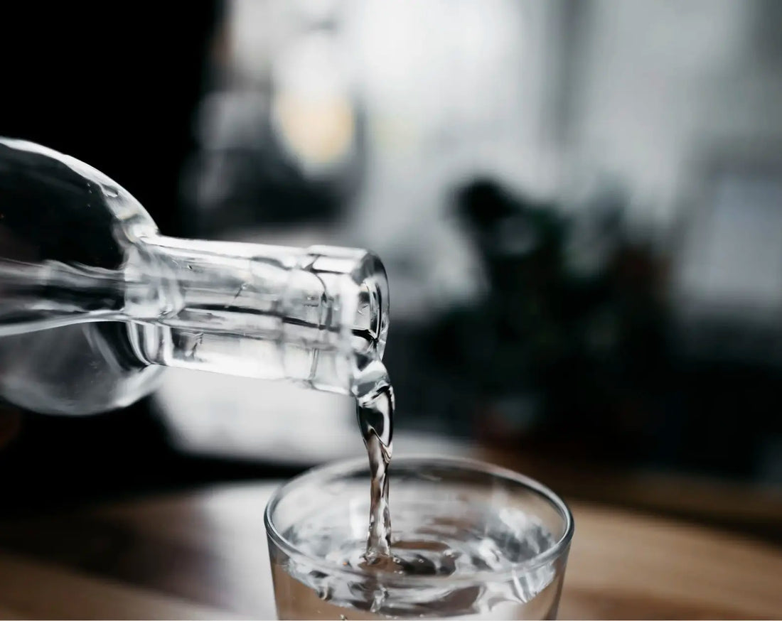 Drinking Water With Urine Leakage? The Facts & Myths!